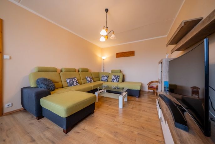 Prodej, Byt 3+1, Práče