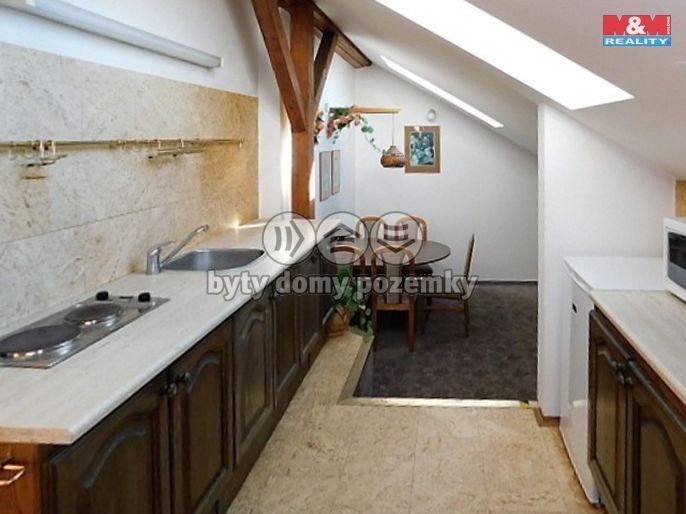 Pronájem, Sklad, Terezín