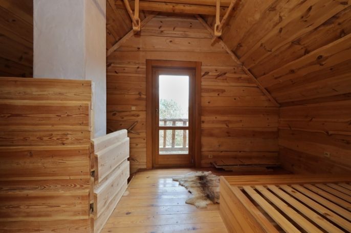 Prodej, Chata, Svépravice