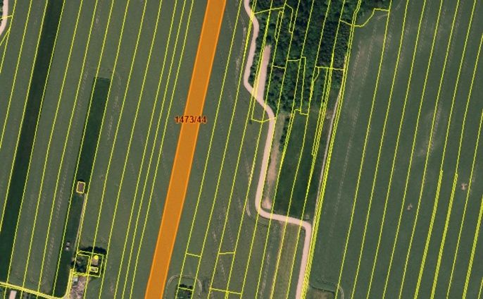 Prodej, Pole, Tísek