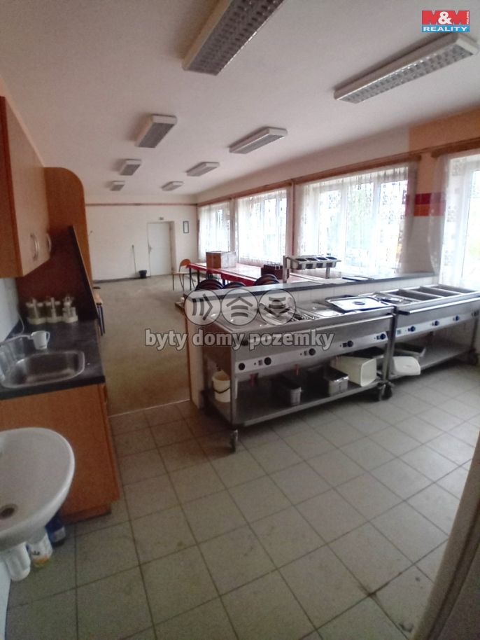 Pronájem, Obchod a služby, Červený Kostelec