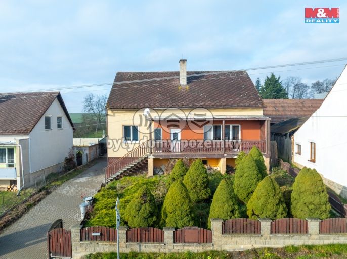 Prodej, Rodinný dům, 248 m², Březsko
