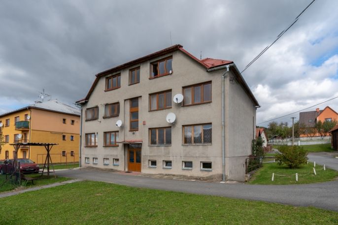 Pronájem, Byt 4+1, Střelná