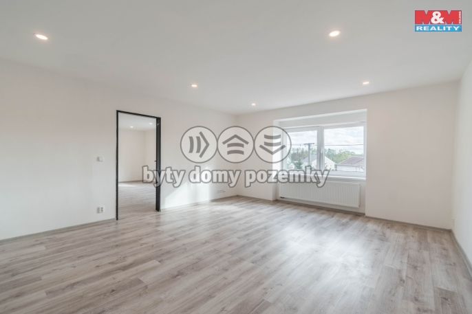 Prodej, Byt 4+kk, Klobuky