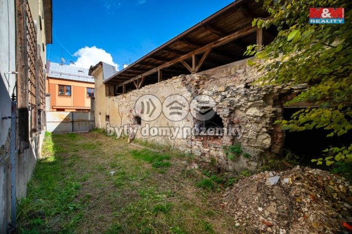 Prodej, Obchodní objekt, Polička