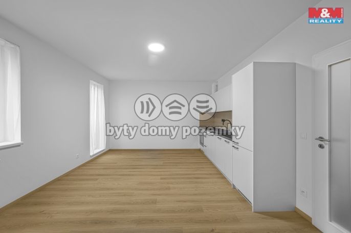 Prodej, Byt 1+kk, Hradec Králové