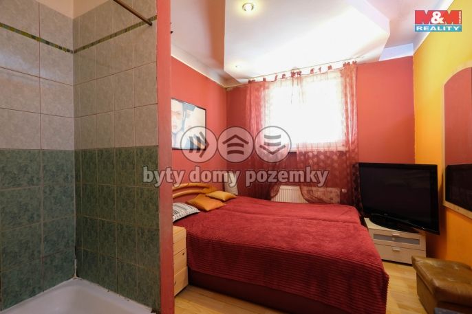 Pronájem, Obchod a služby, Cheb