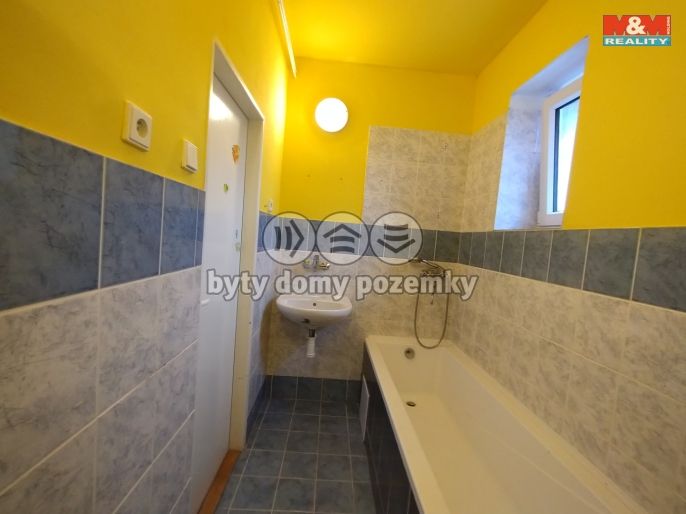 Pronájem, Byt 1+1, Kryry