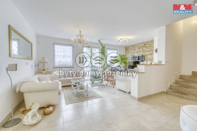 Prodej, Rodinný dům, Postřižín