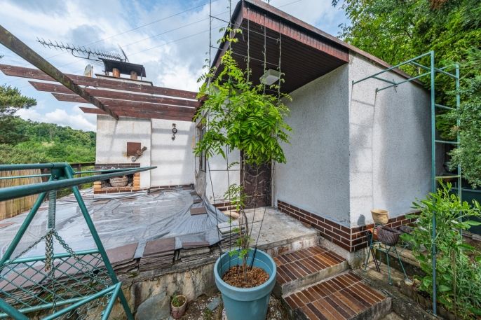 Prodej, Chata, Hrdlořezy