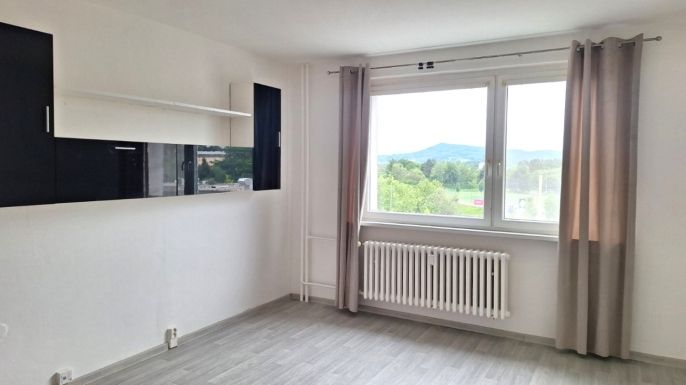 Pronájem, Byt 1+1, Česká Lípa