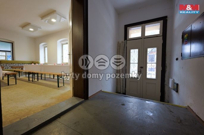 Prodej, Obchod a služby, Šternberk