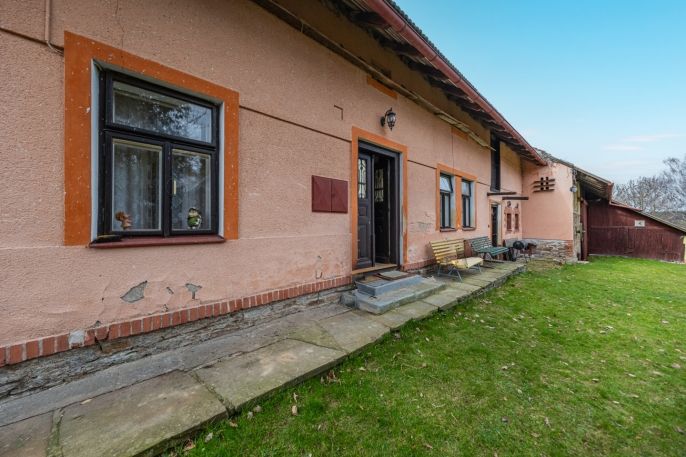 Prodej, Zemědělská usedlost, Zásmuky