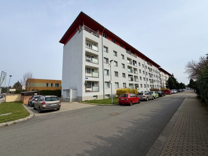 Prodej, Byt 3+1, Roztoky