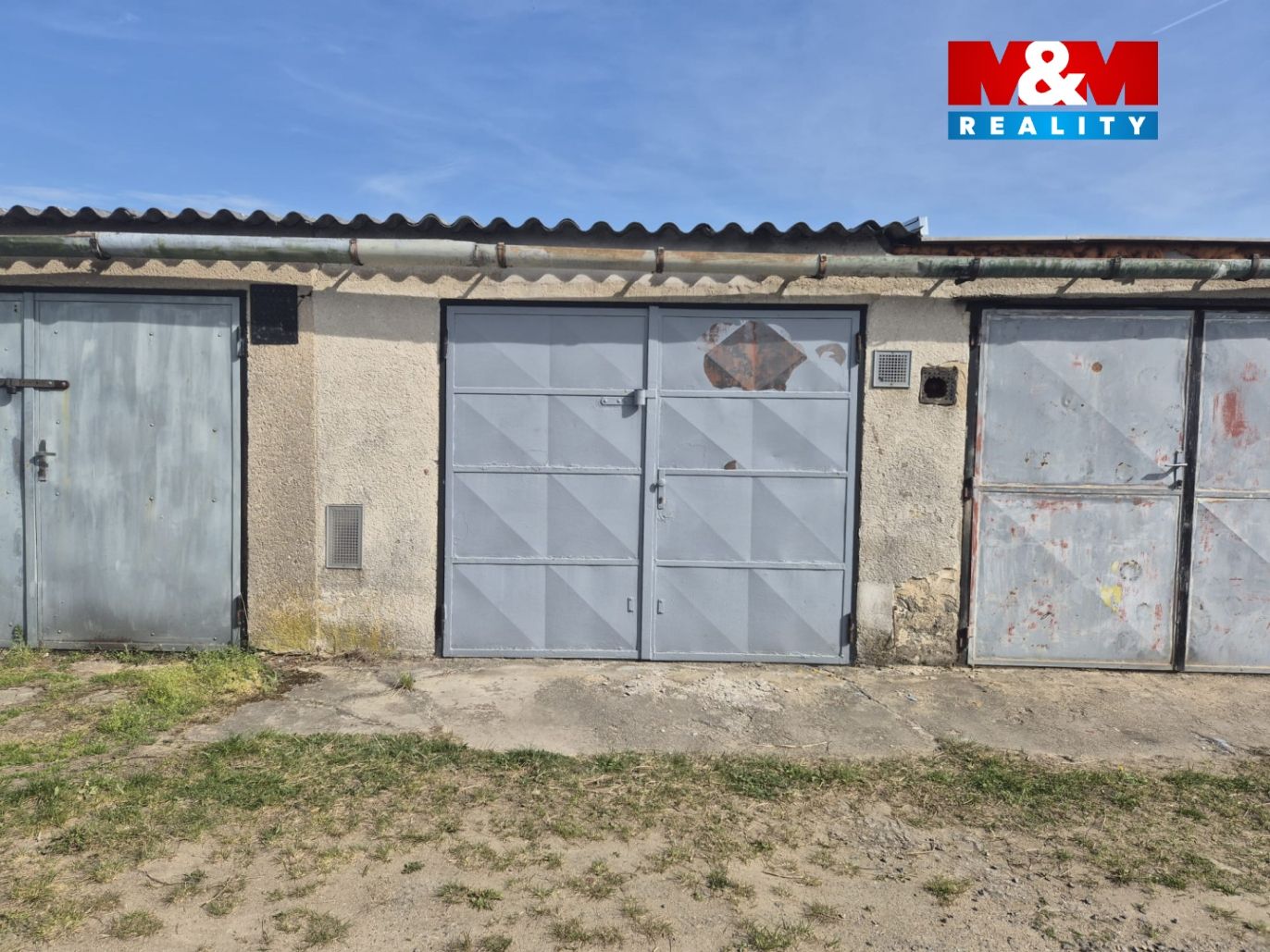 b70bfba6-3c49-44f5-8daa-1ab51602fa35.jpg