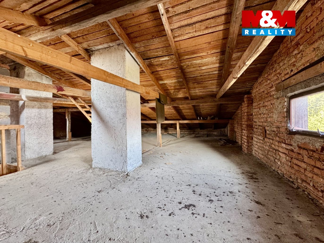 Prodej rodinného domu, 273 m², Světnov