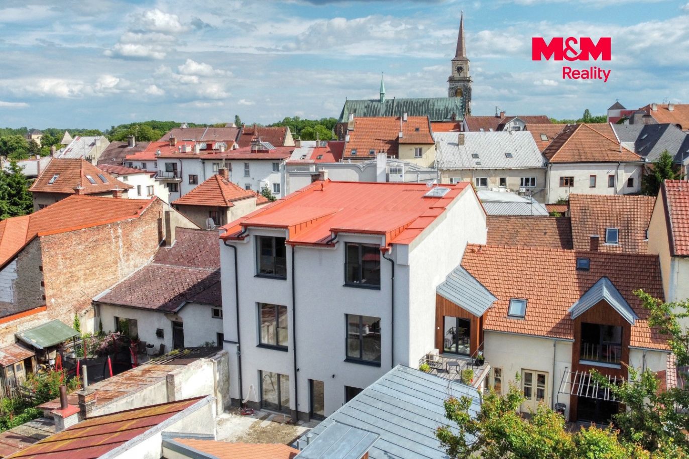 Dům