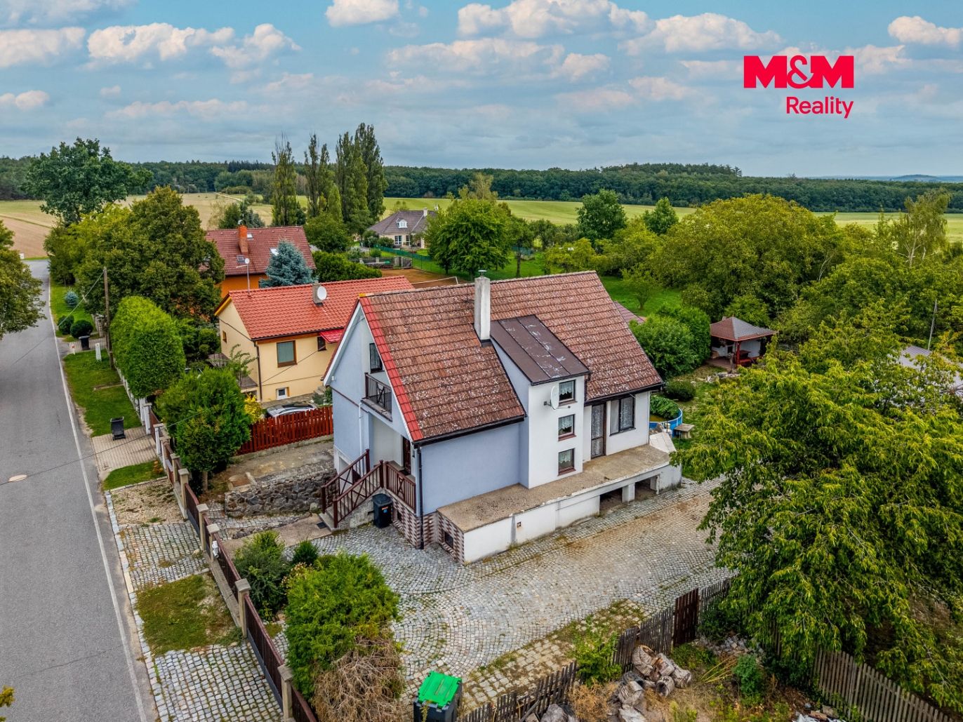 Dům.