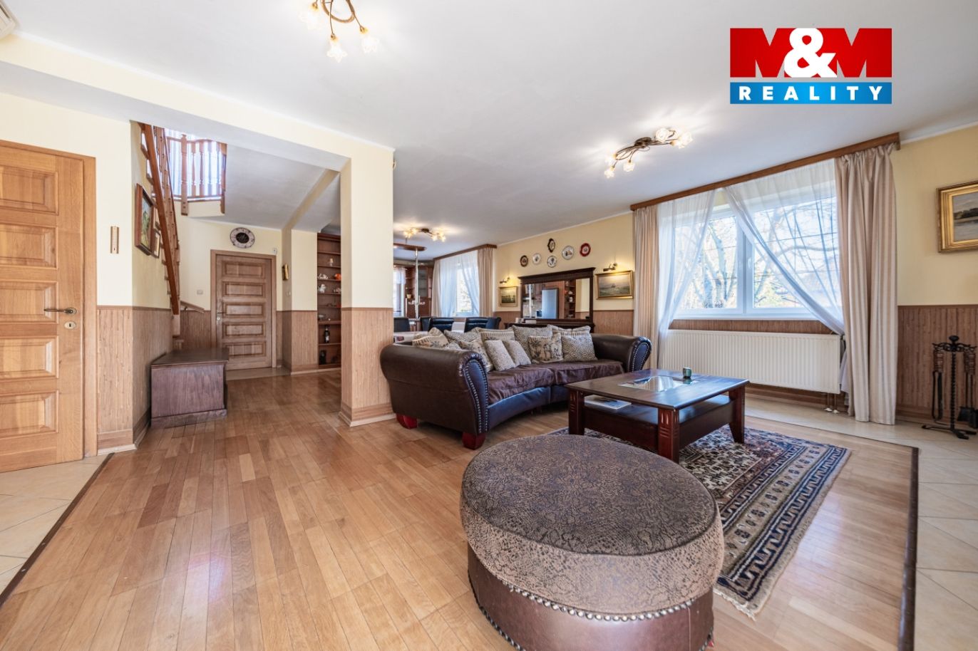 Pronájem rodinného domu, 220 m², Praha, ul. Markvartická