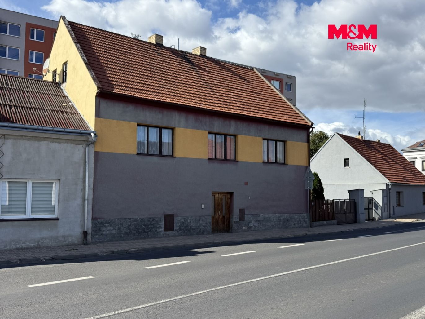 Dům