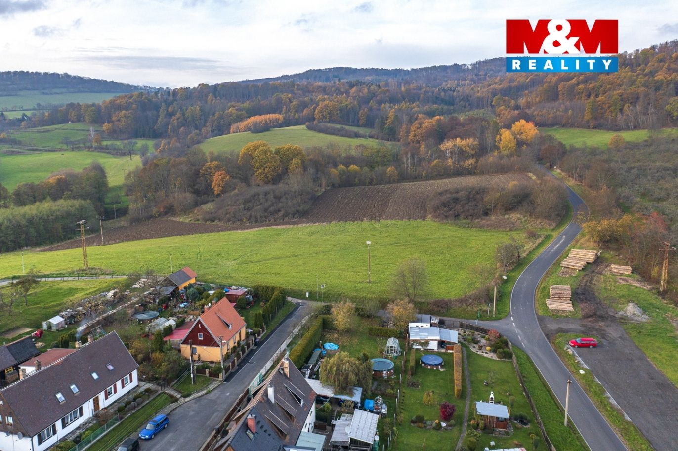 Pohled na pozemek