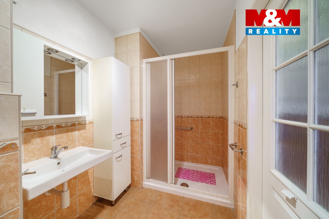 Prodej bytu 3+1, 70 m², Měděnec, ul. Náměstí