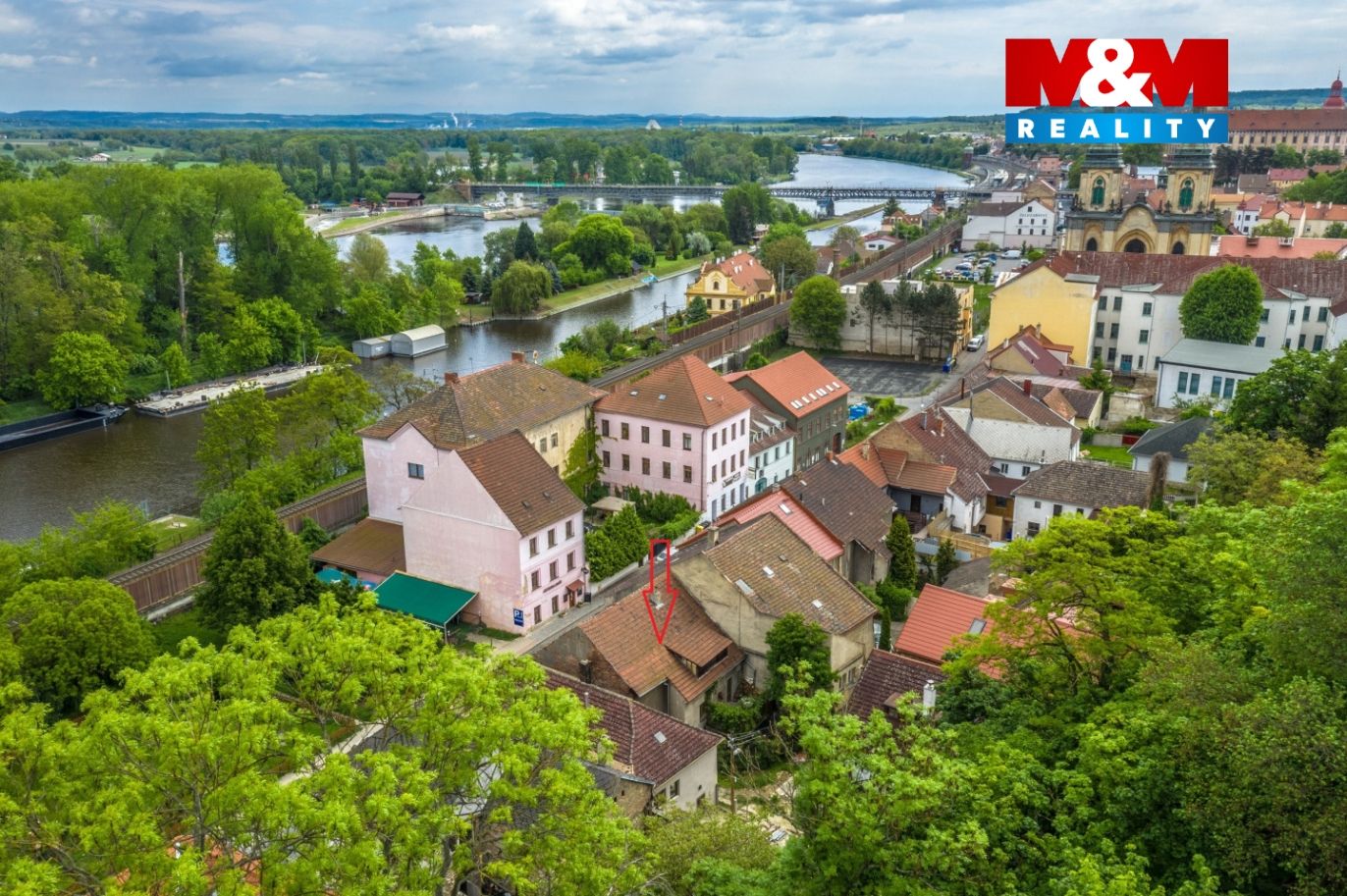 dům