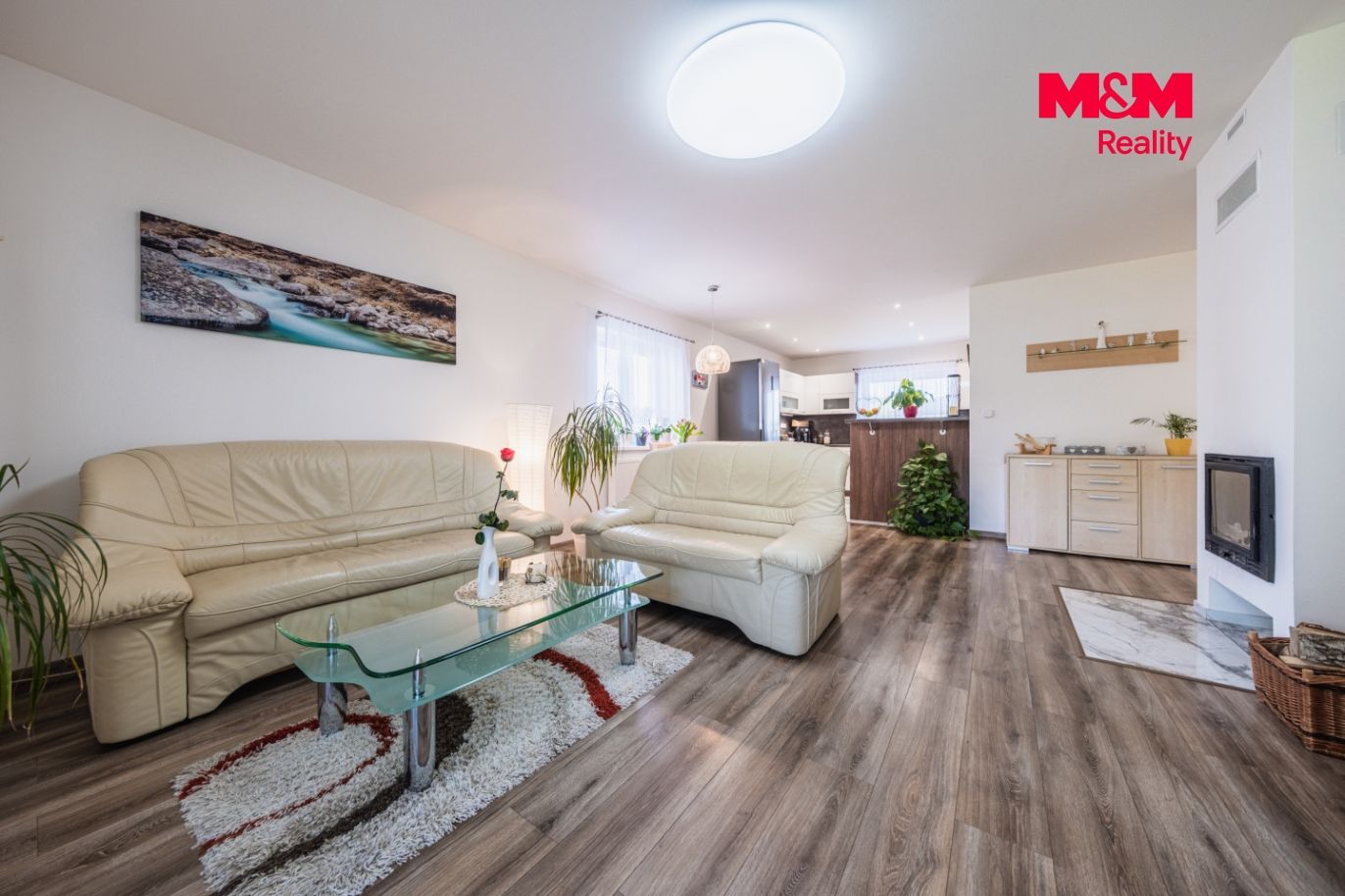 Prodej rodinného domu, 133 m², Mukařov, ul. K Památníku