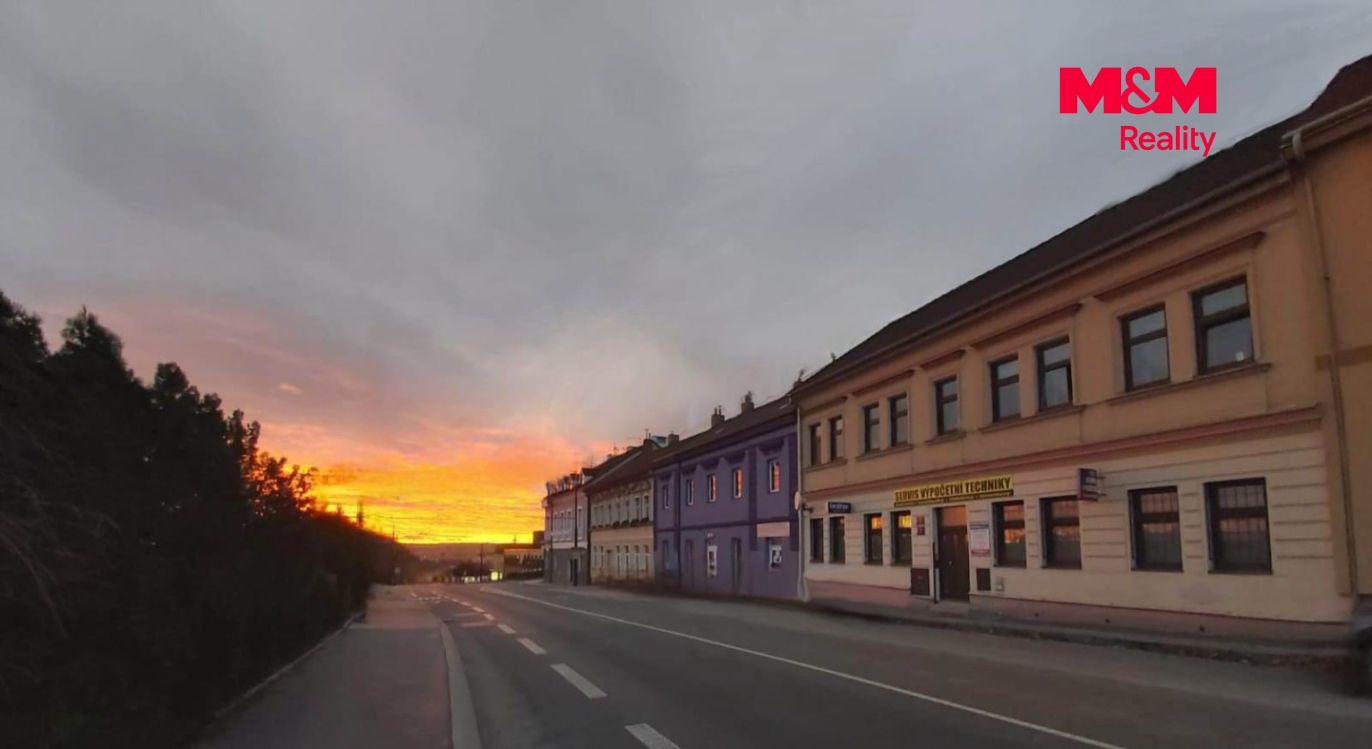 Dům