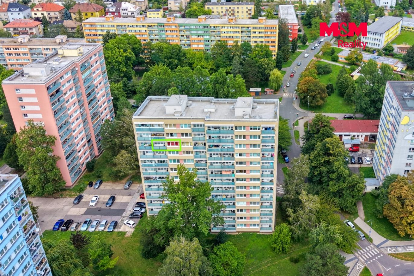 Dům a okolí