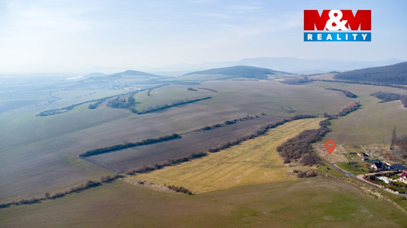pohled na pozemek