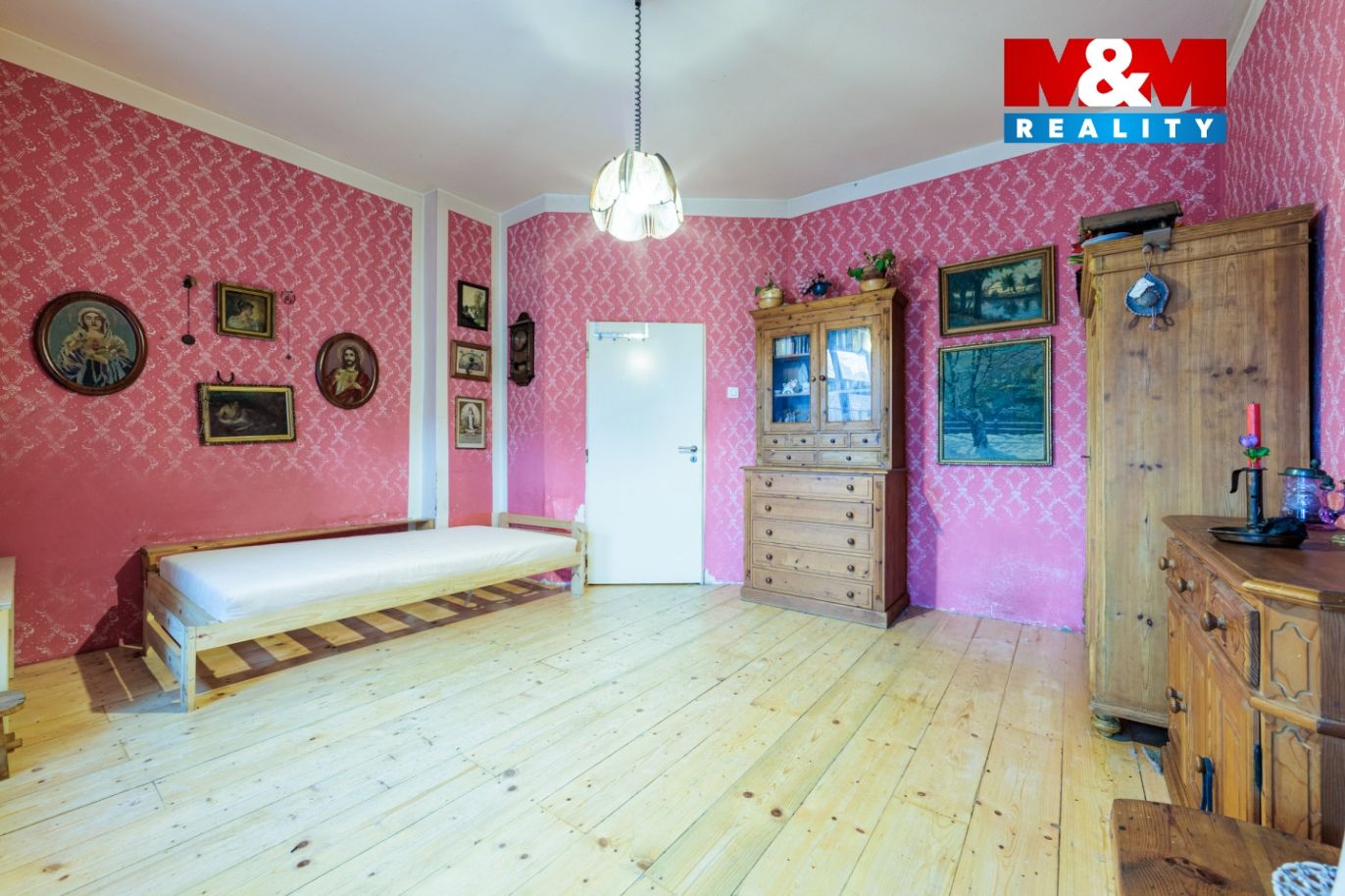 044A7779-HDR-Edit.jpg