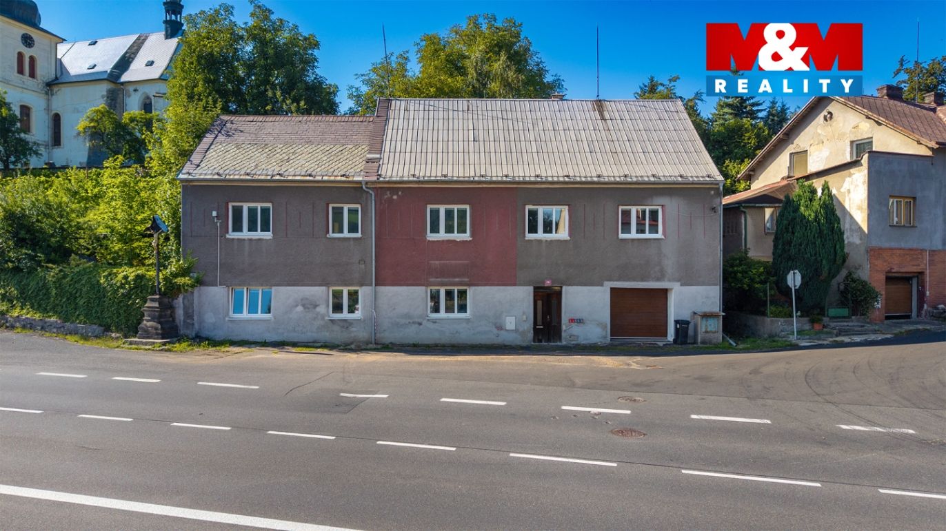 dům