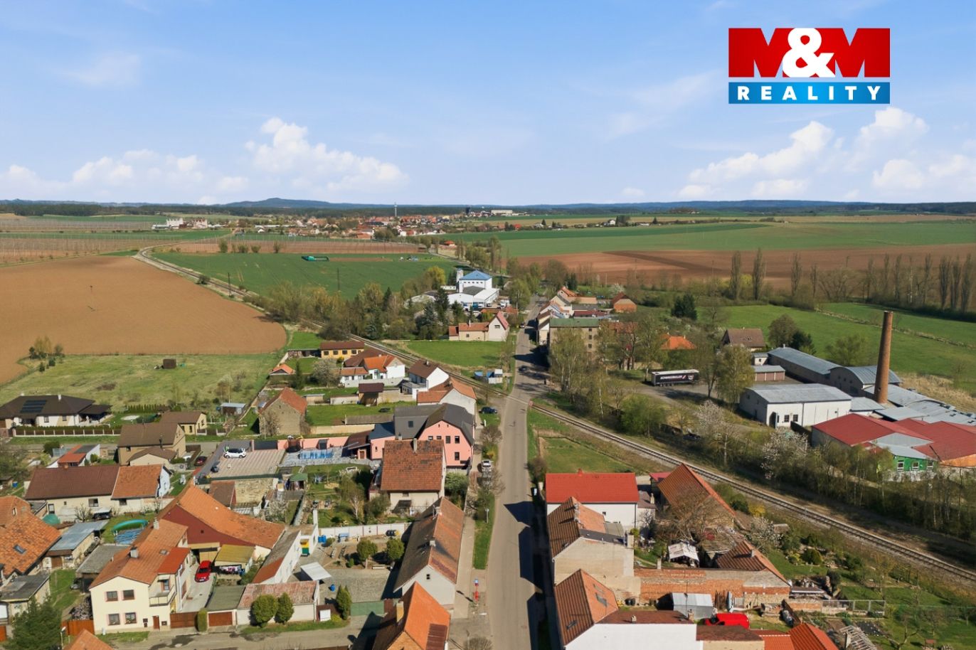 Realitni╠ü fotografie - Kne╠îz╠îeves - Jana Habartova╠ü - 36.jpg