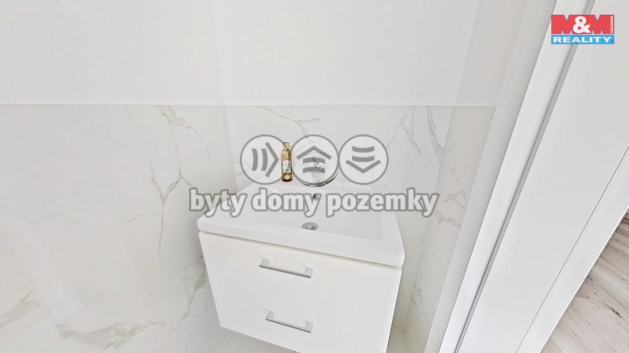 822fec92-8f10-4f7f-b91f-bde9c1326b34.jpeg