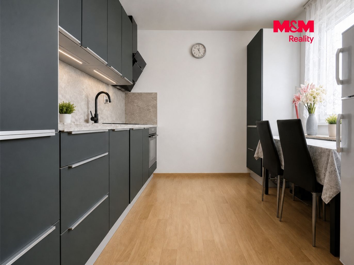 948643 - Prodej bytu 1+kk, 41 m², Klecany, ul. V Honech