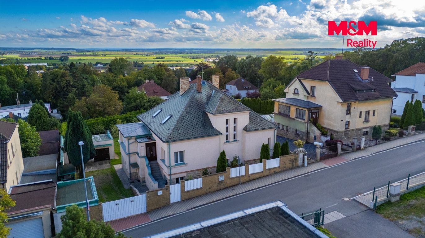 Dům