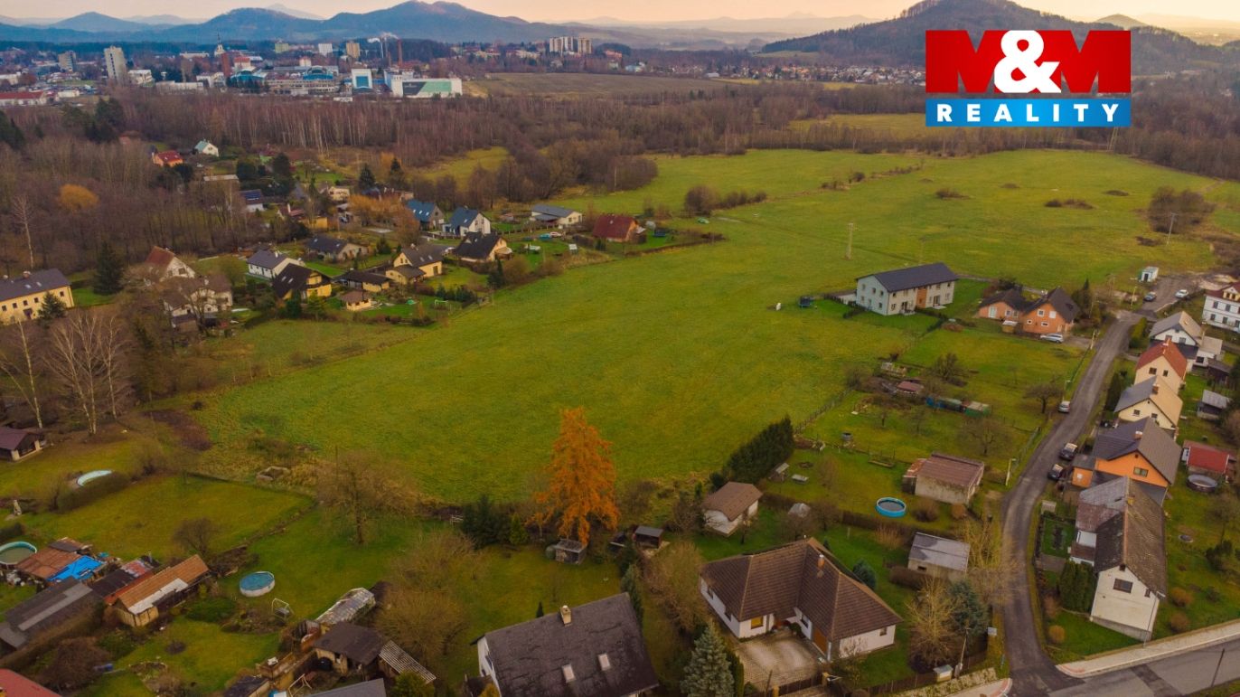 pohled na pozemek