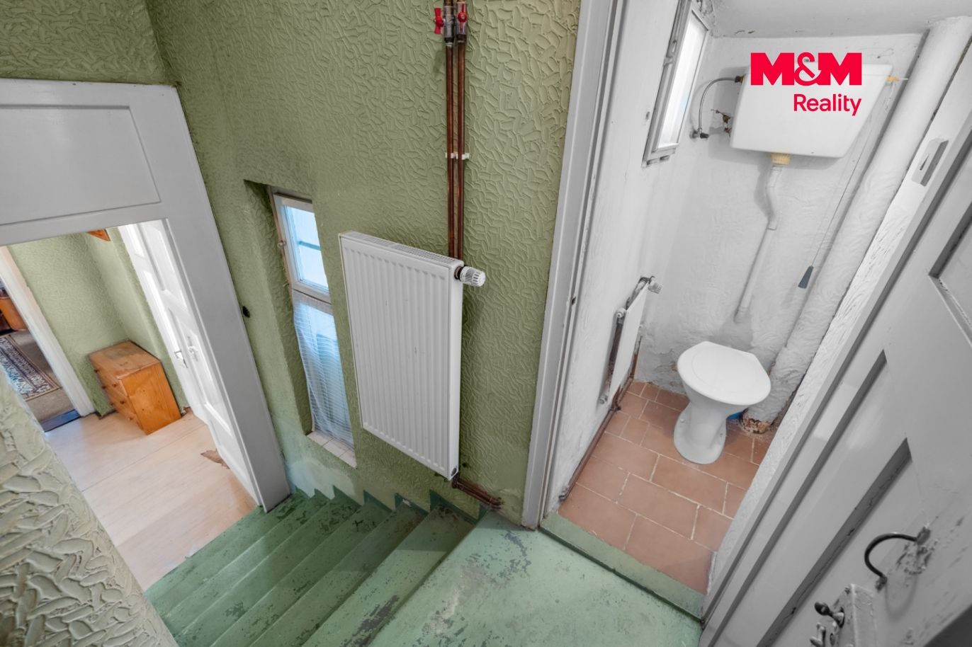 010.jpg