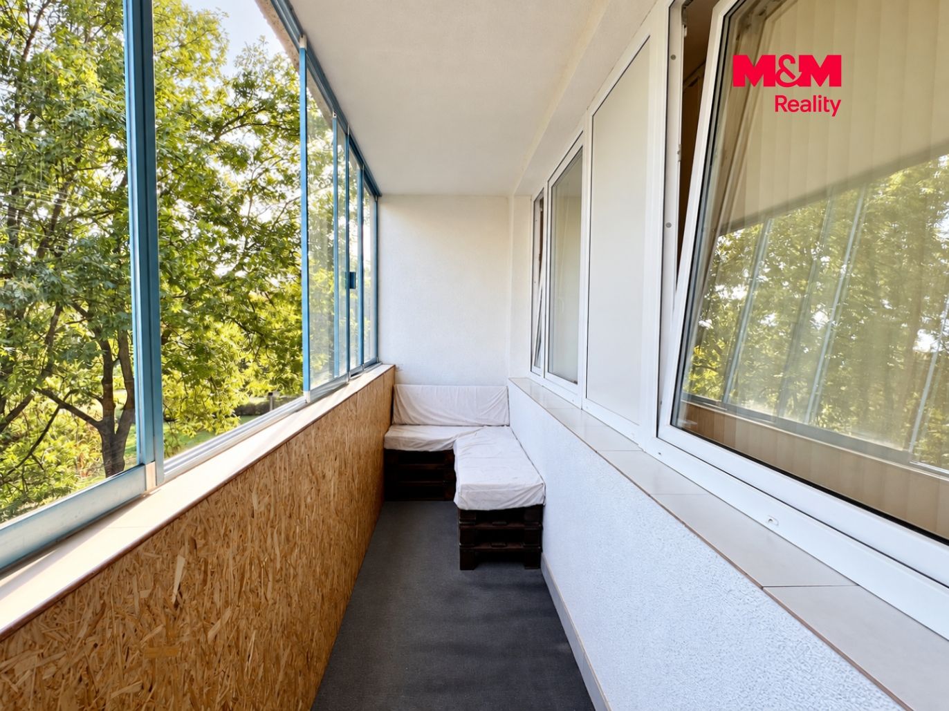 balkon AI 2.png