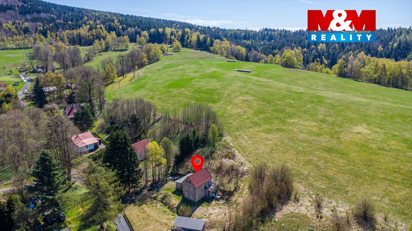 pohled na dům