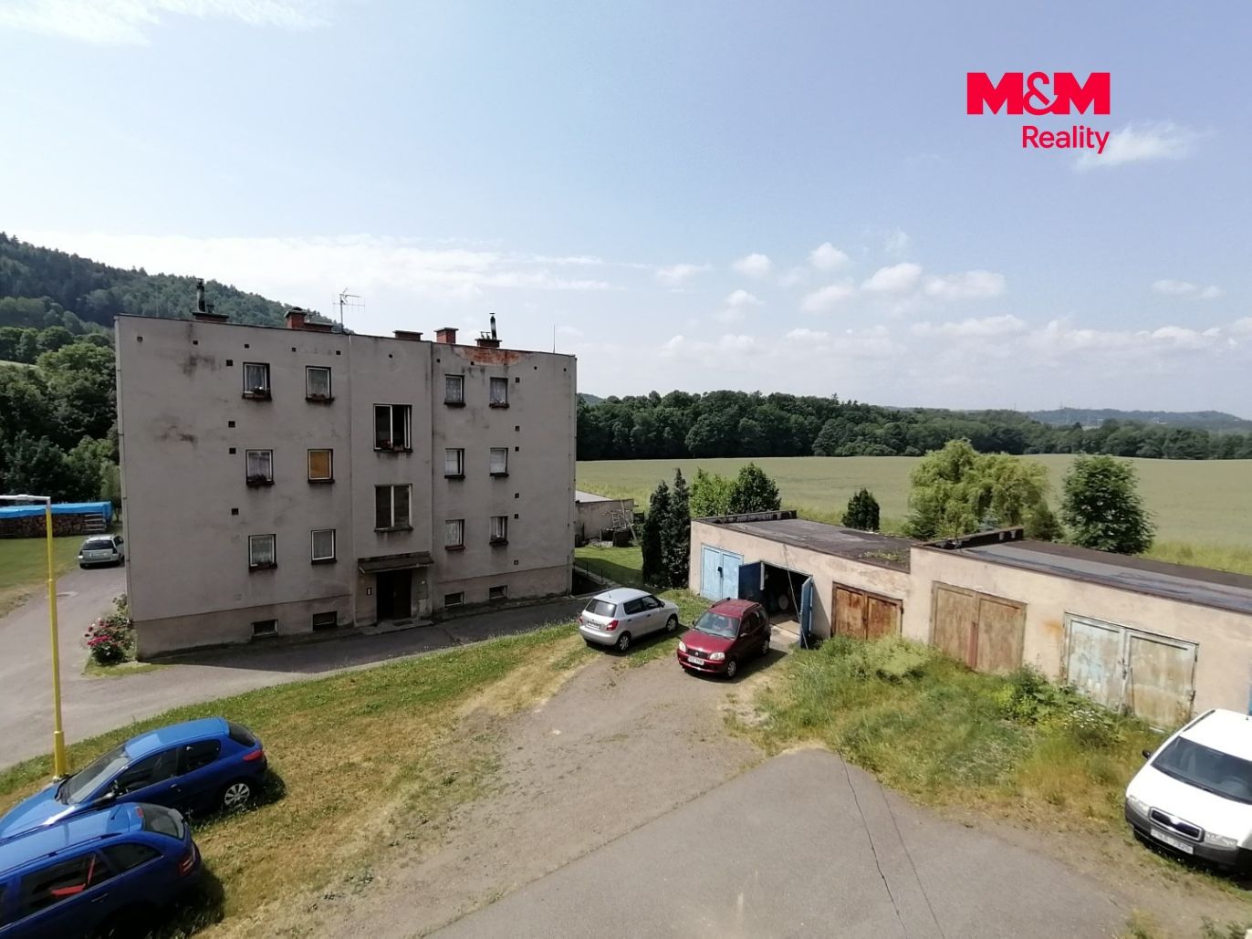 Dům