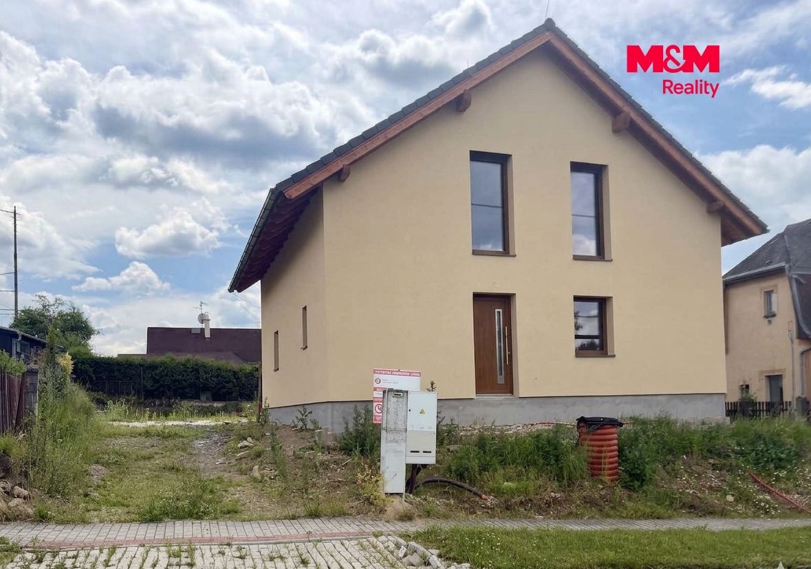 Dům