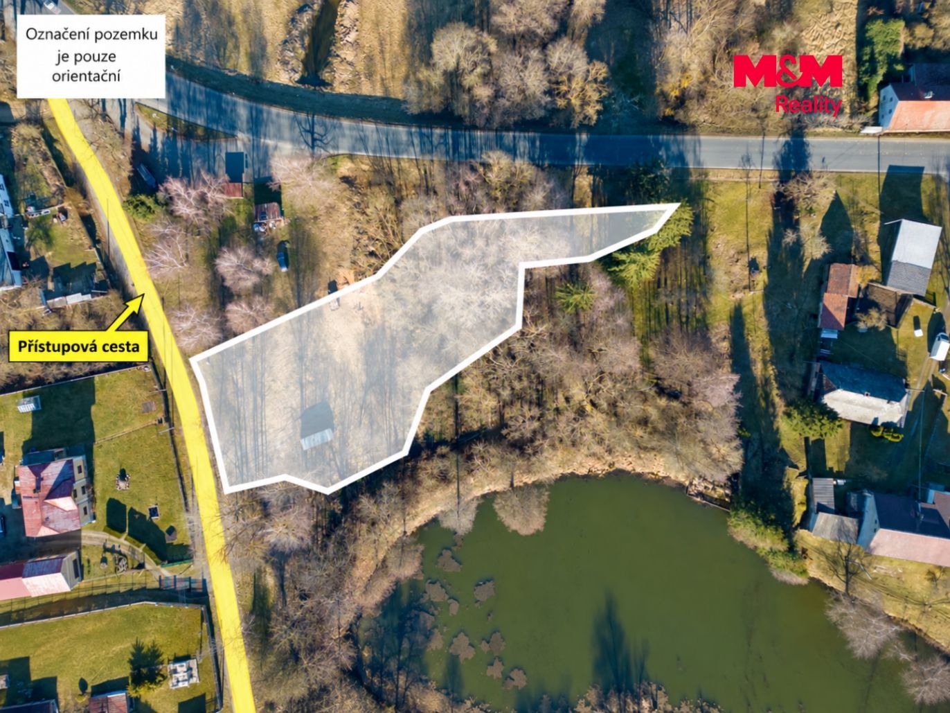 Letecká mapa pozemku s přístupovou cestou.png