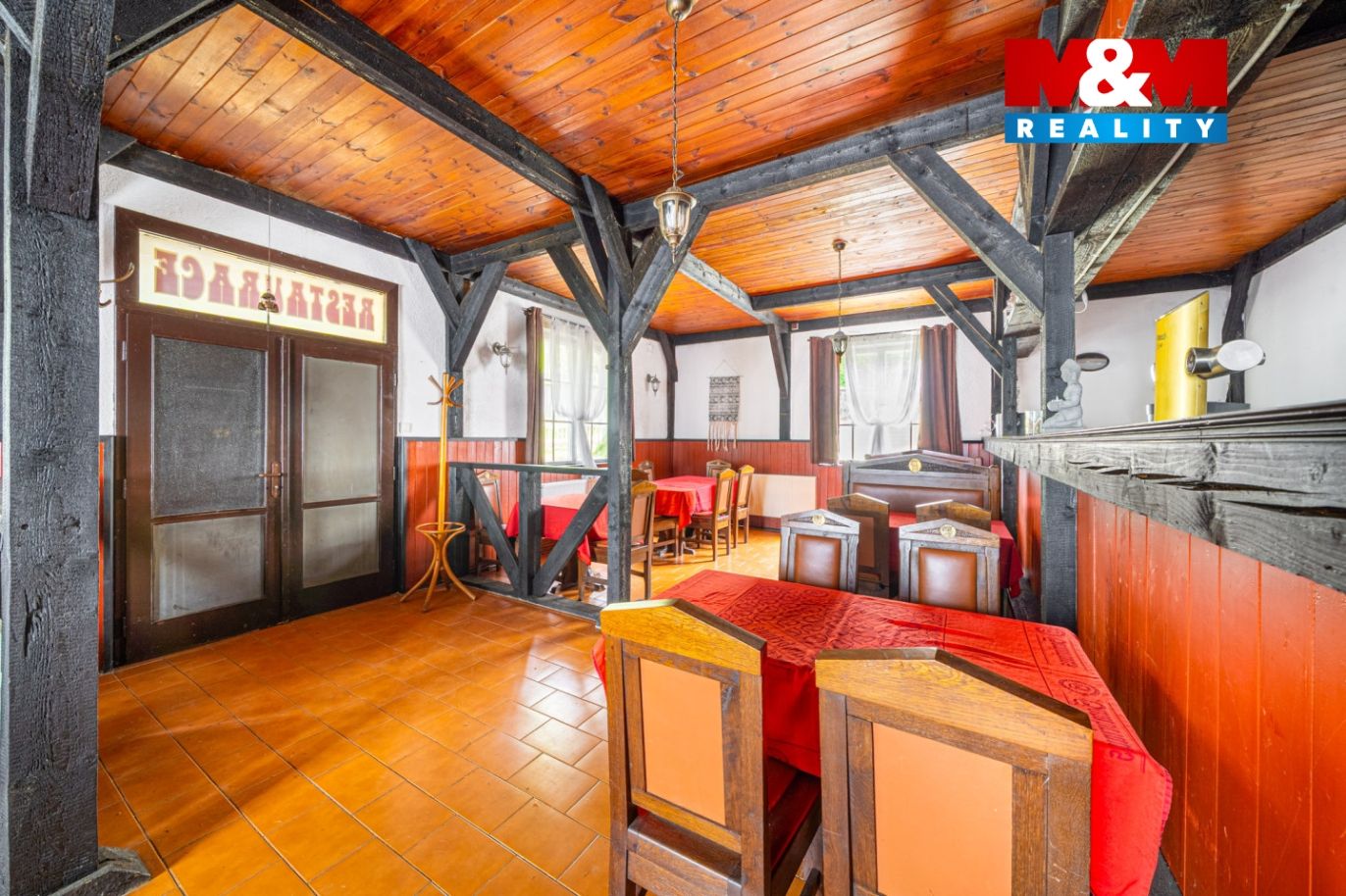 Prodej rekreačního areálu- Kemp, 795 m², Mezirolí