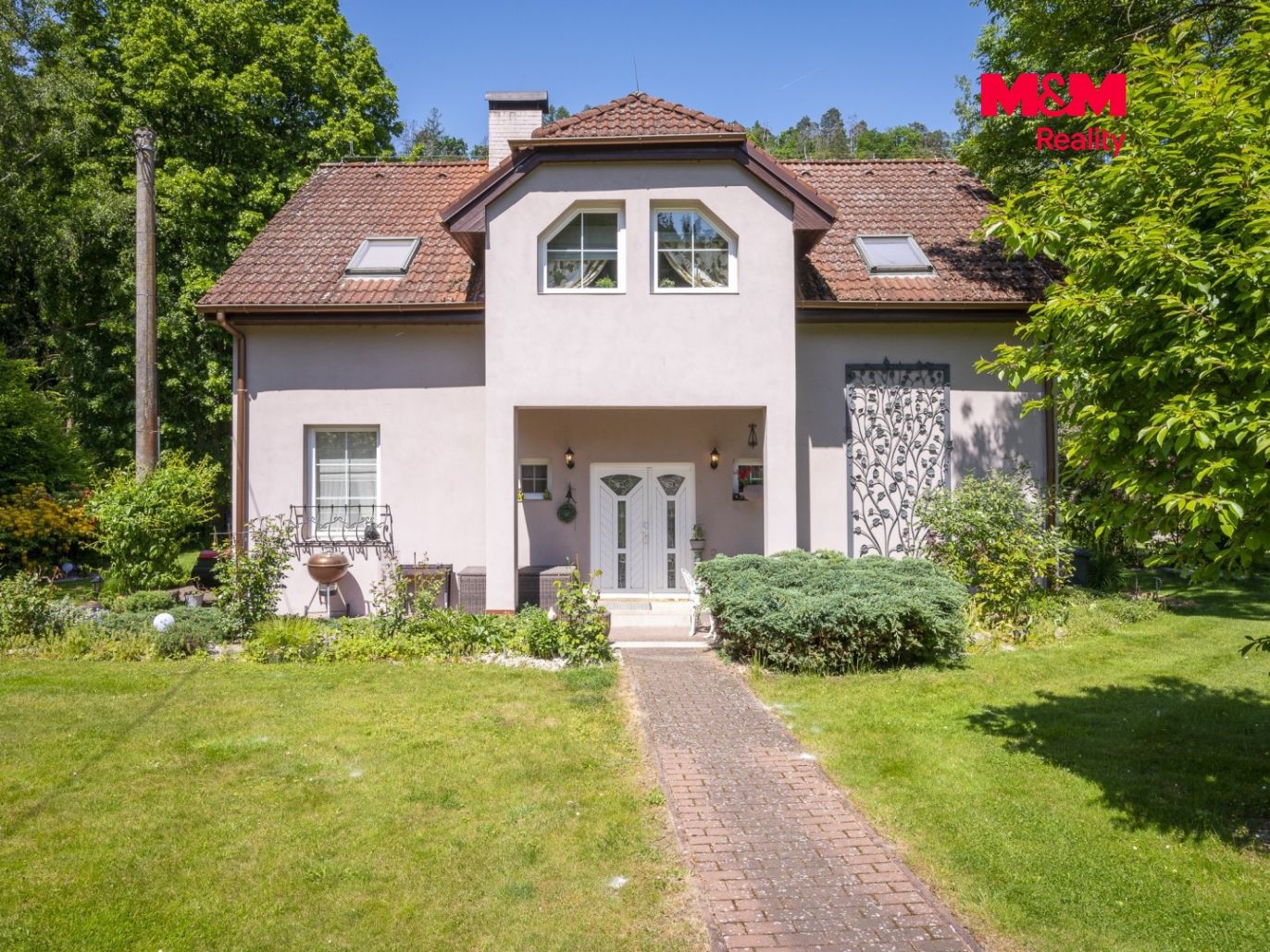 b6bf9b3e-0b55-483a-be2e-f5daebe13bf3.jpg