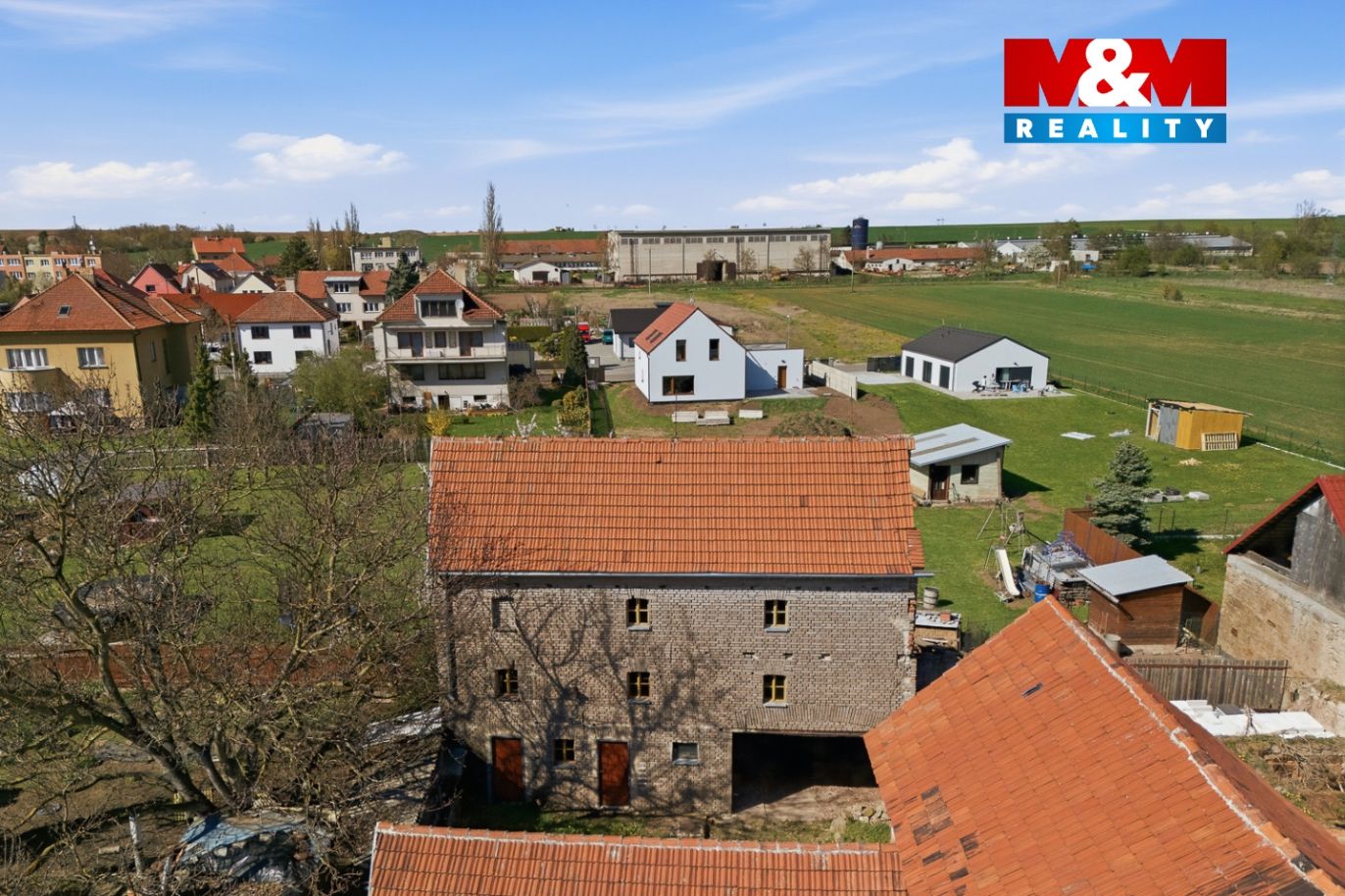 Realitni╠ü fotografie - Kne╠îz╠îeves - Jana Habartova╠ü - 37.jpg