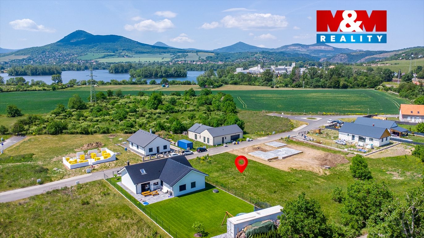 Pohled na pozemek