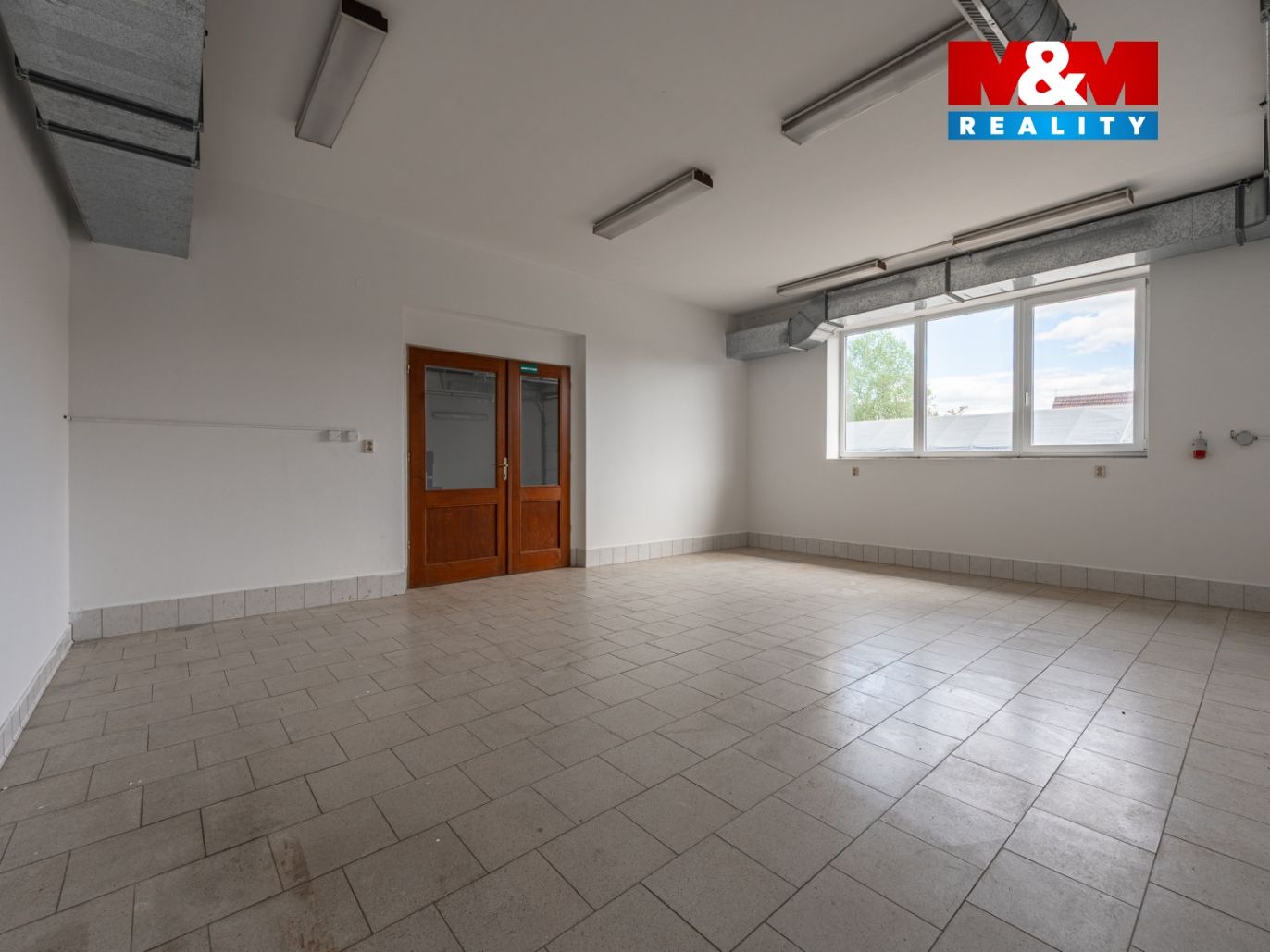 KOMERCNI PROSTORY MILOVANICE-38.jpg