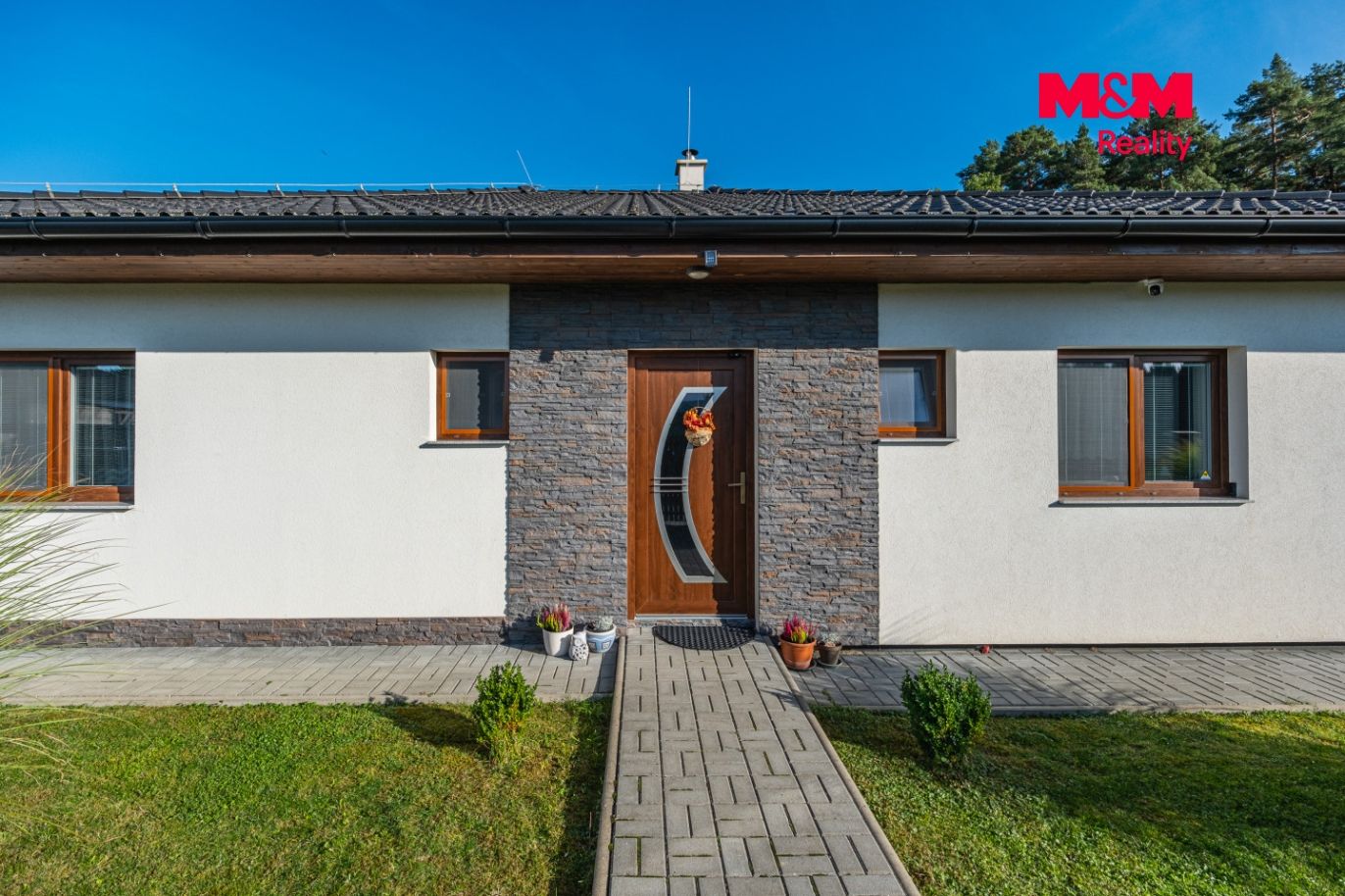 Prodej rodinného domu, 107 m², Mukařov, ul. K Památníku